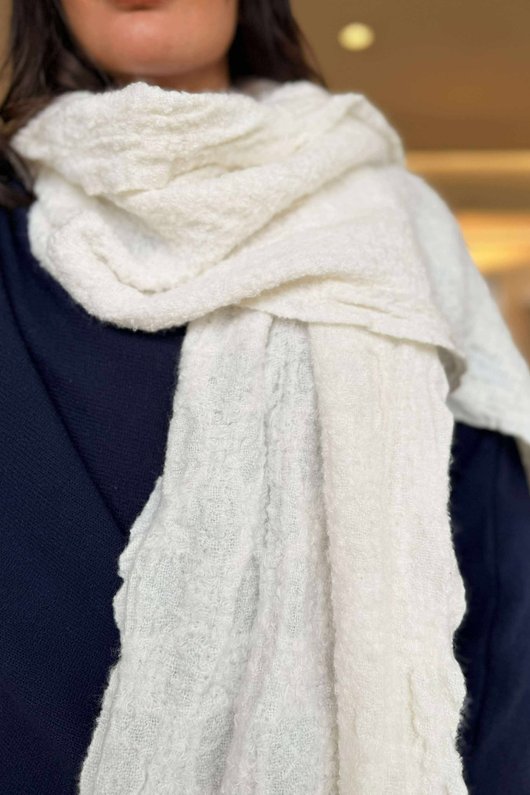 Bute Textured Weave Stretch Scarf Ecru /50=